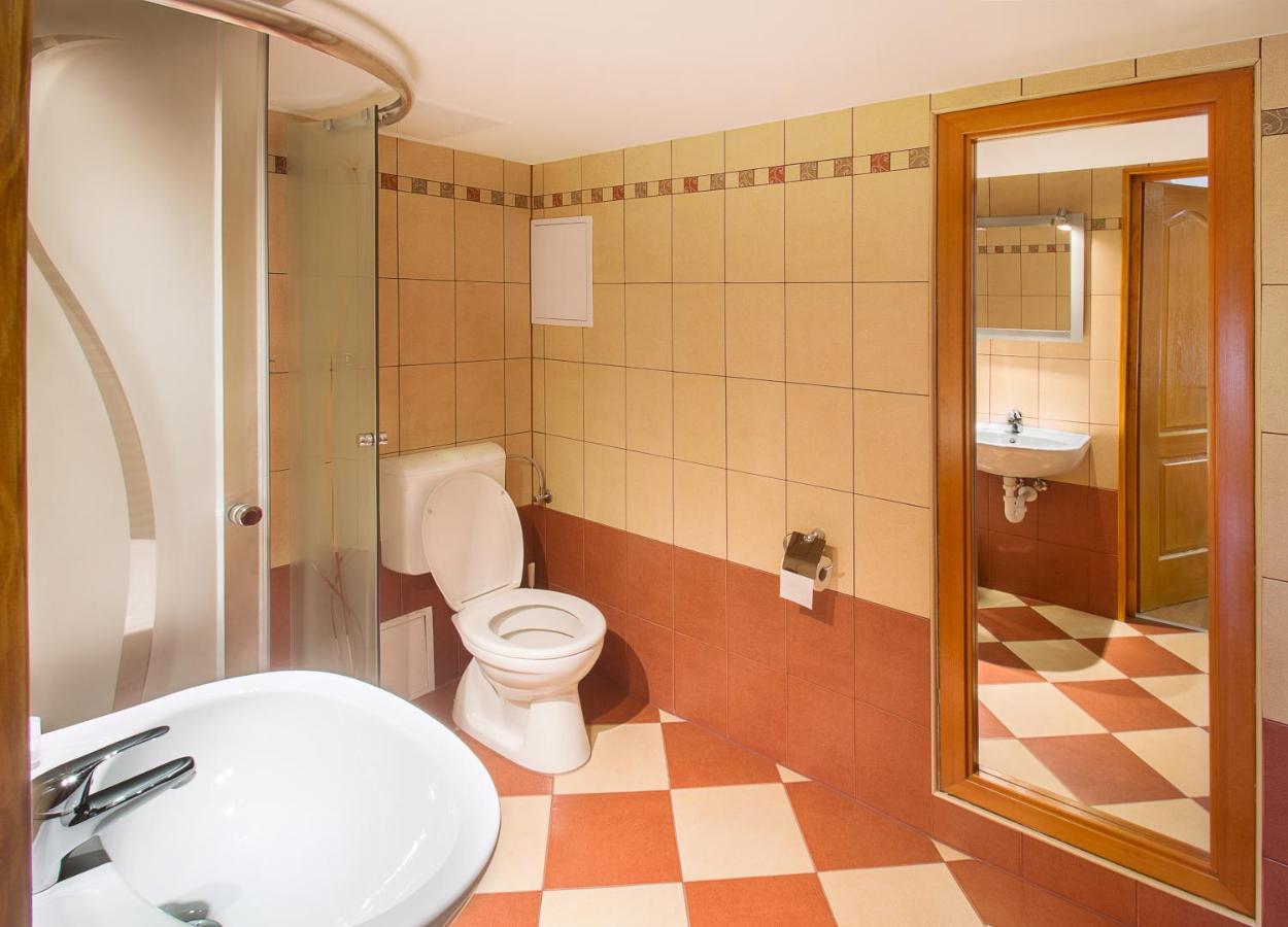 Rubra Panzio Bed & Breakfast Vac Ngoại thất bức ảnh