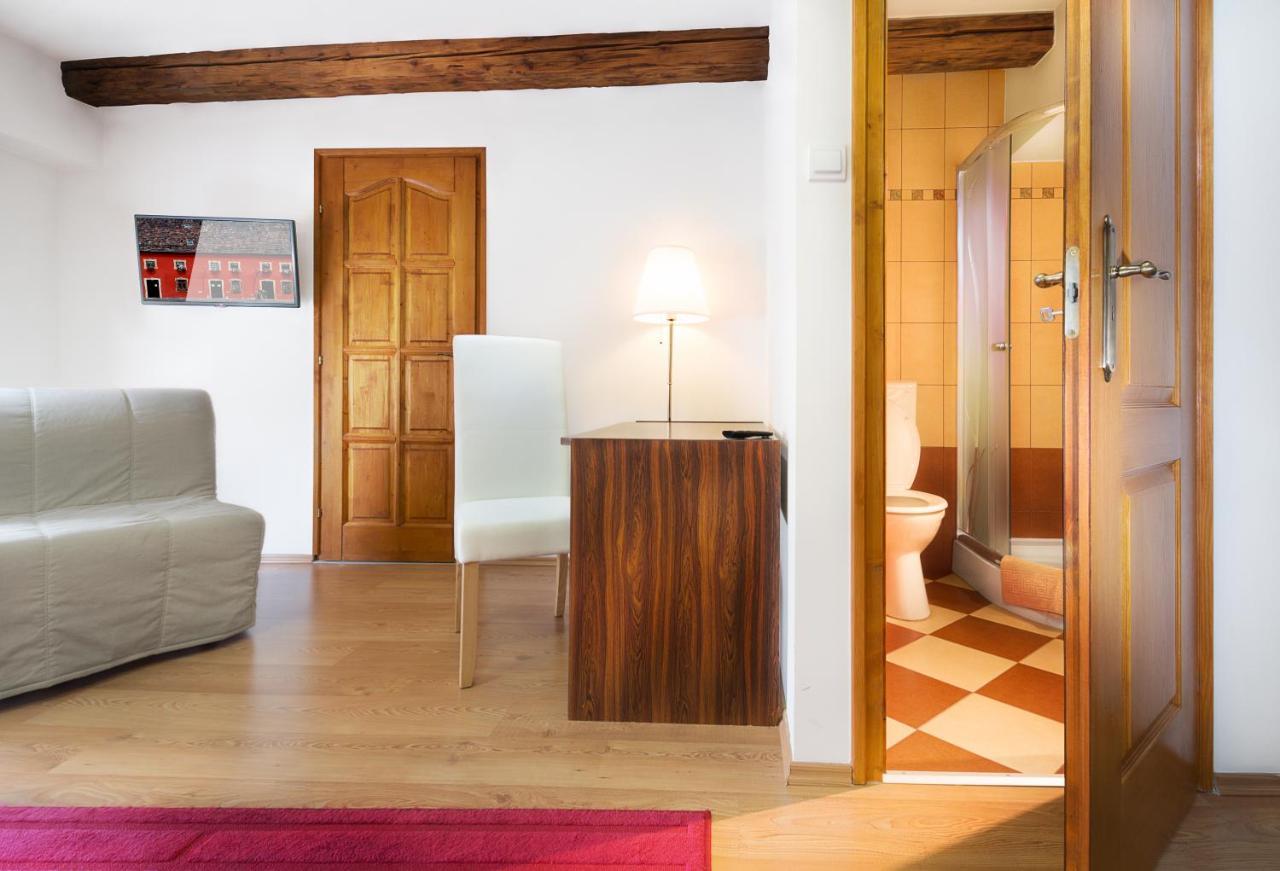 Rubra Panzio Bed & Breakfast Vac Ngoại thất bức ảnh